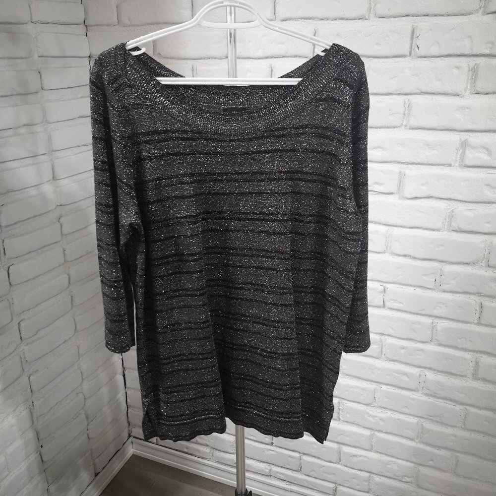 Worthington Ladies 3/4 Length Sleeves Shimmery Lightweight Tunic Sweater